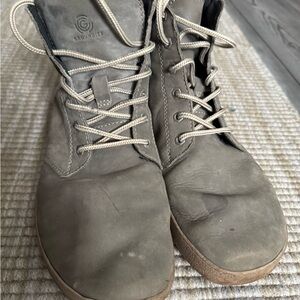 Groundies Barefoot Women's Lace Up Boots - Gray